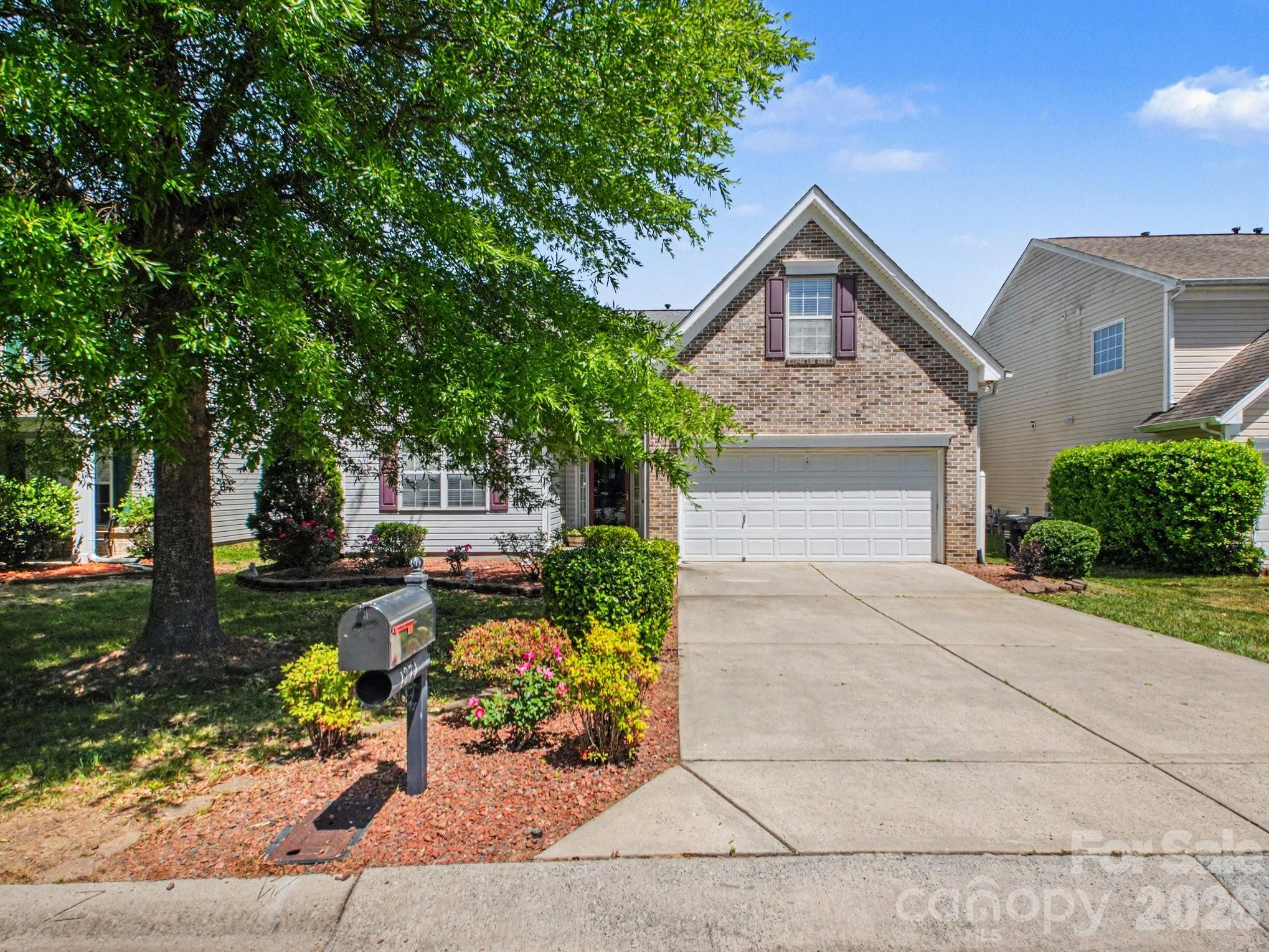 1274 Emory Lane NW