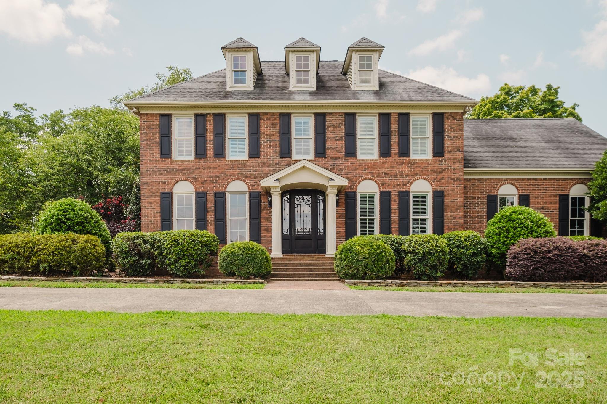 Monroe, North Carolina 28110, United States, 4 Bedrooms Bedrooms, ,4 BathroomsBathrooms,Residential,Active,174130