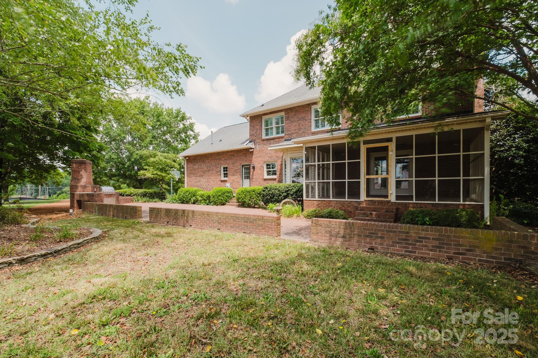 Monroe, North Carolina 28110, United States, 4 Bedrooms Bedrooms, ,4 BathroomsBathrooms,Residential,Active,174130