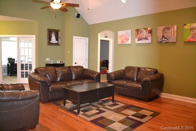 Hazelwood Farms - Residential