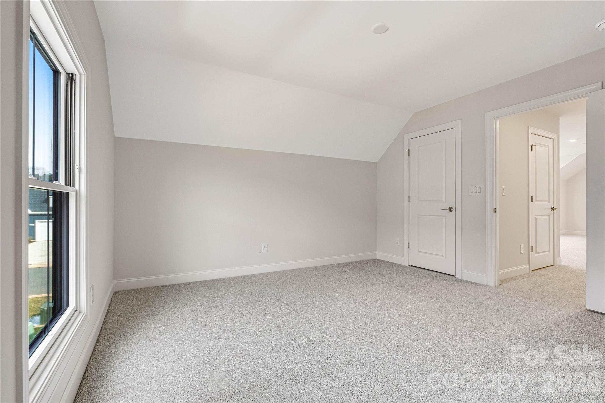 The Courtyards at Lake Davidson - Residential