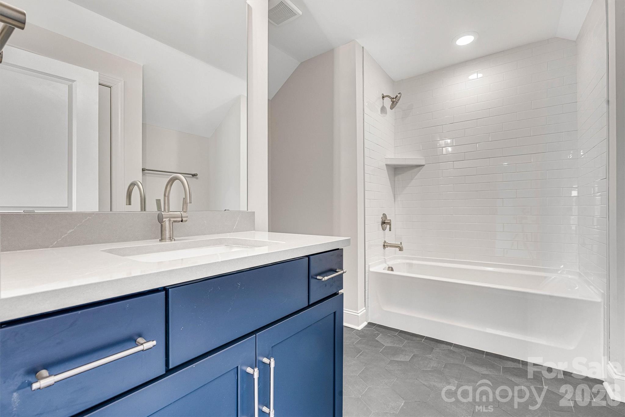 The Courtyards at Lake Davidson - Residential