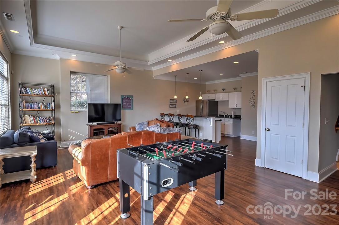 Stutts Circle - Residential