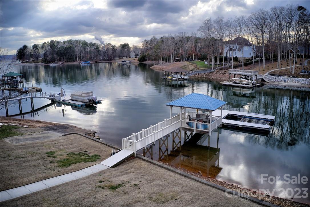 Stutts Circle - Residential