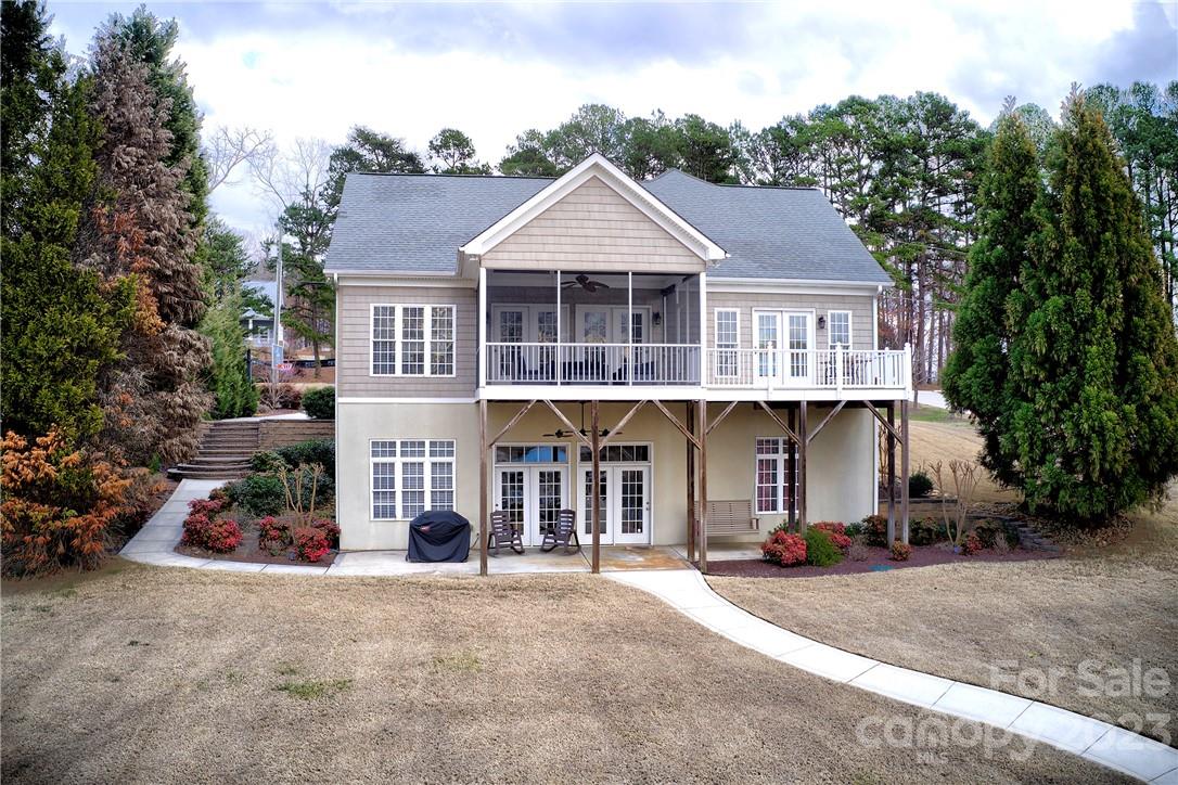 Stutts Circle - Residential