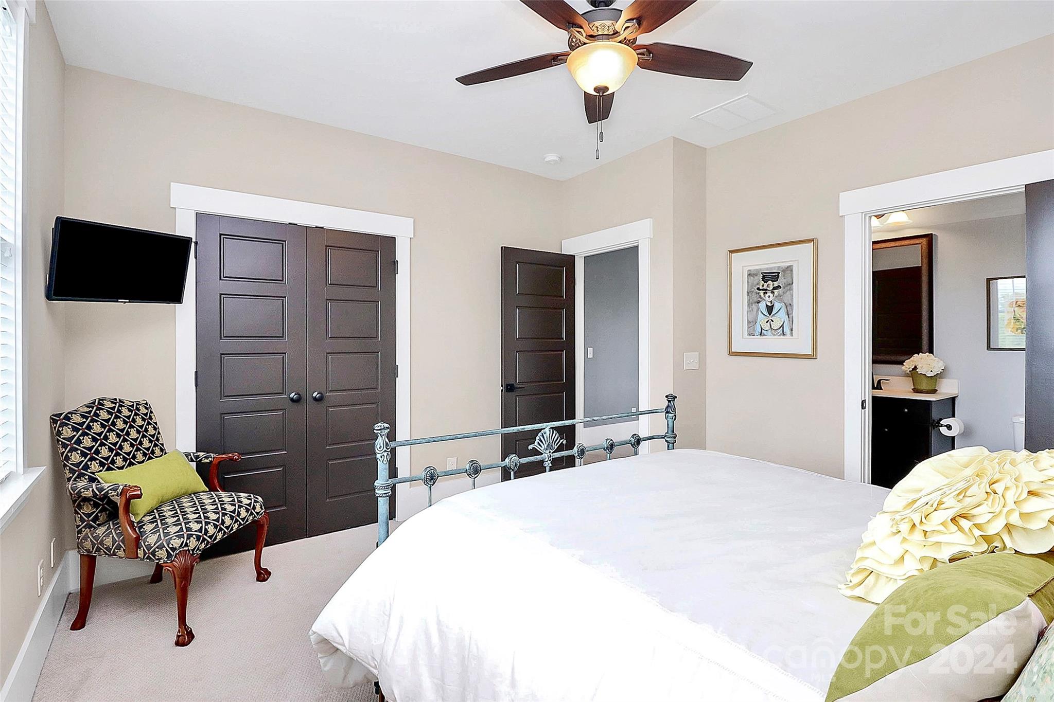 Riverwalk - Residential