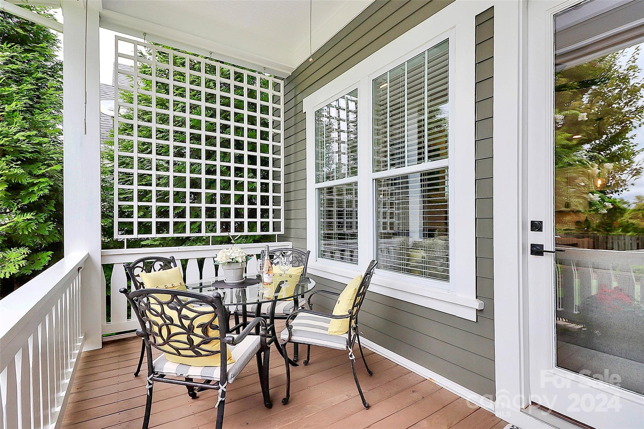 Riverwalk - Residential