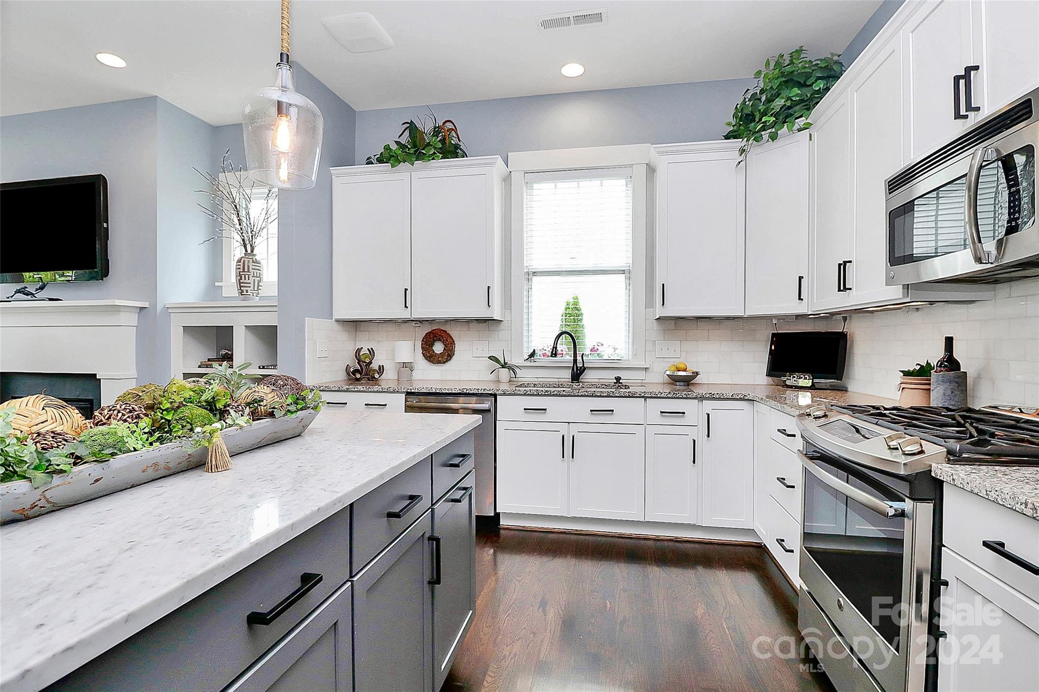 Riverwalk - Residential