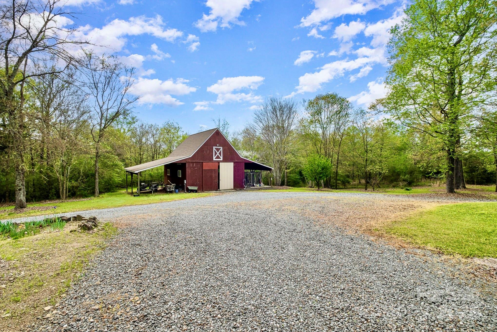 1151 Trull Hinson Road