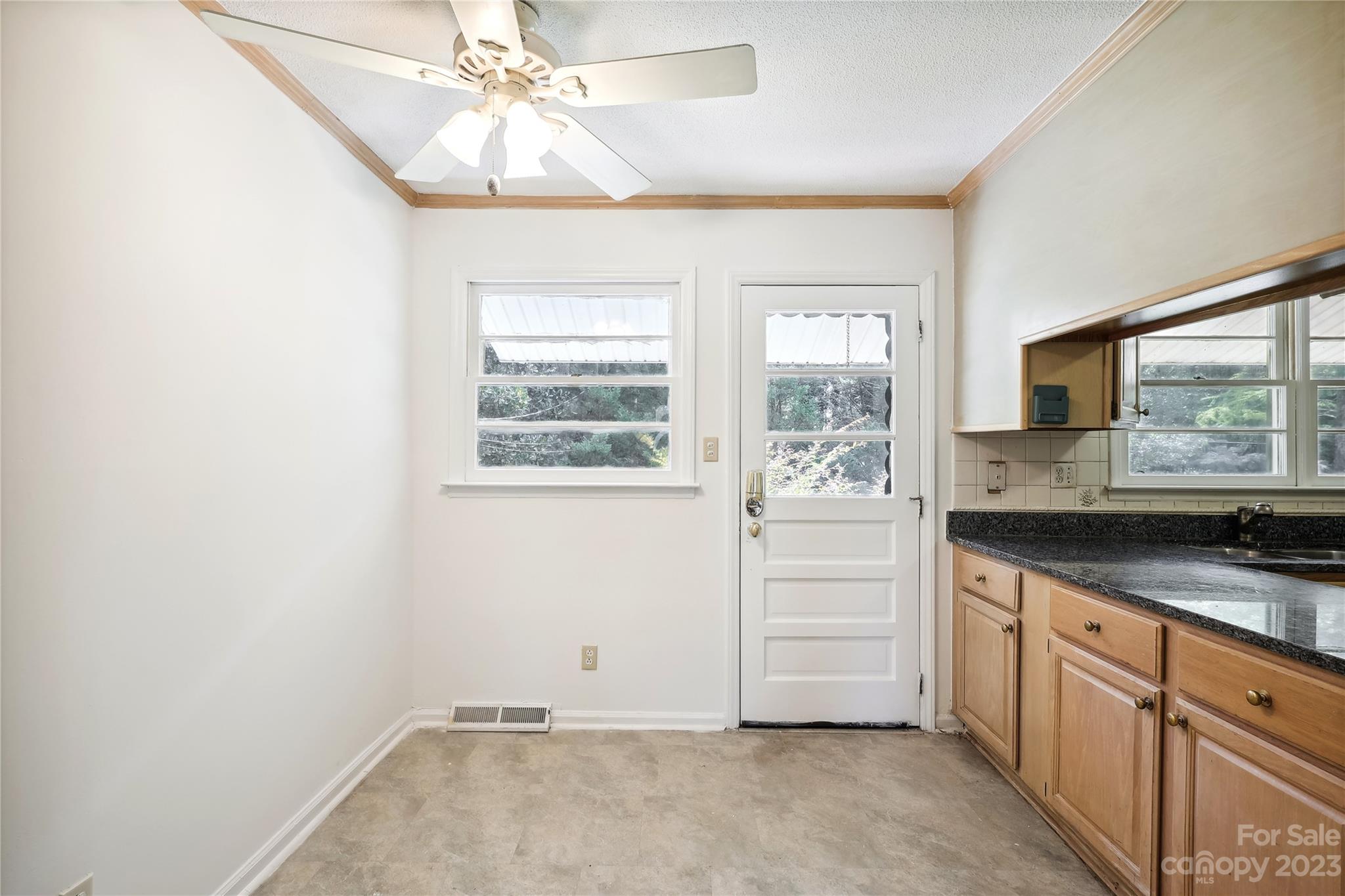 Country Club Estates - Residential