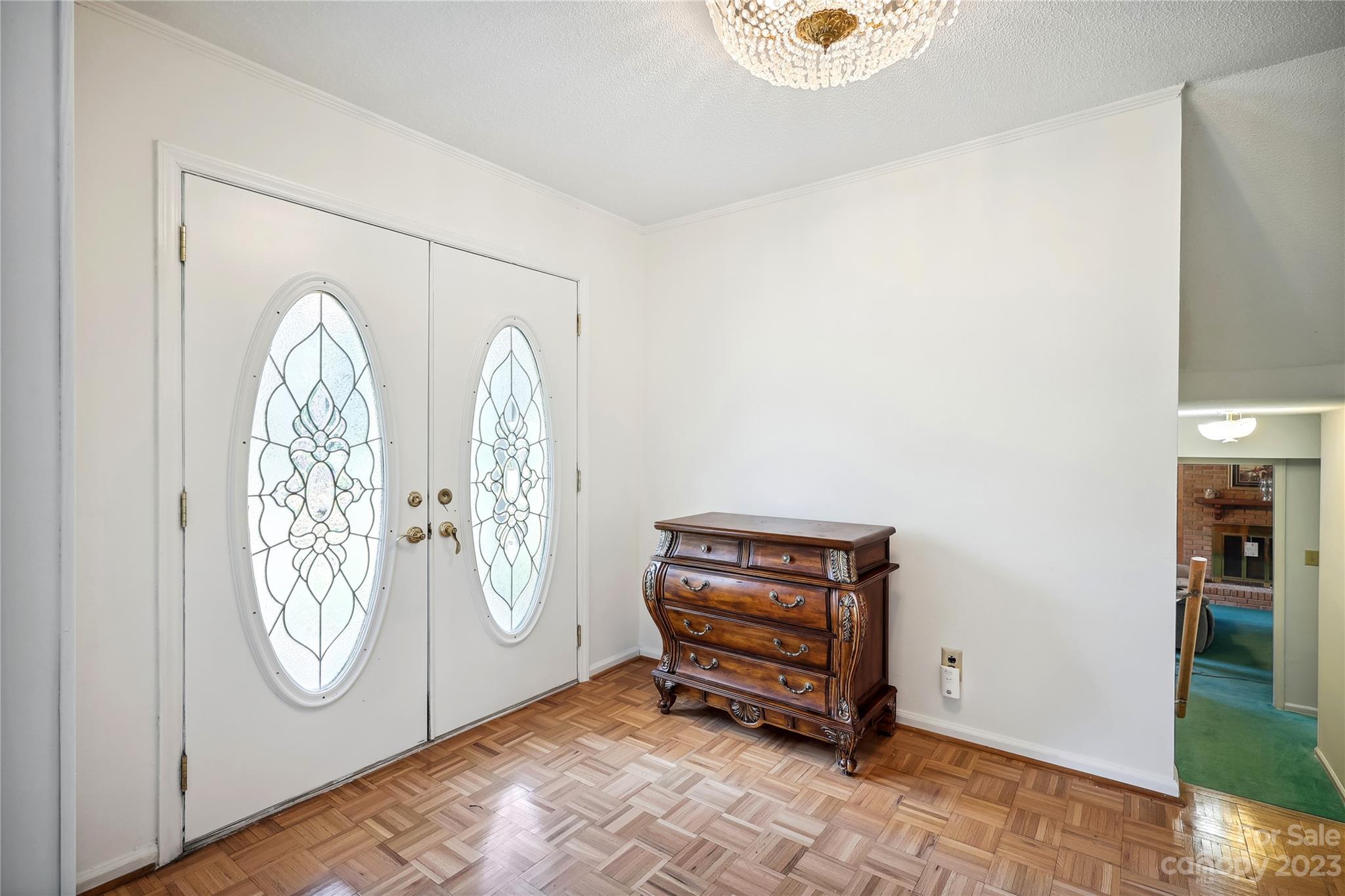 Country Club Estates - Residential