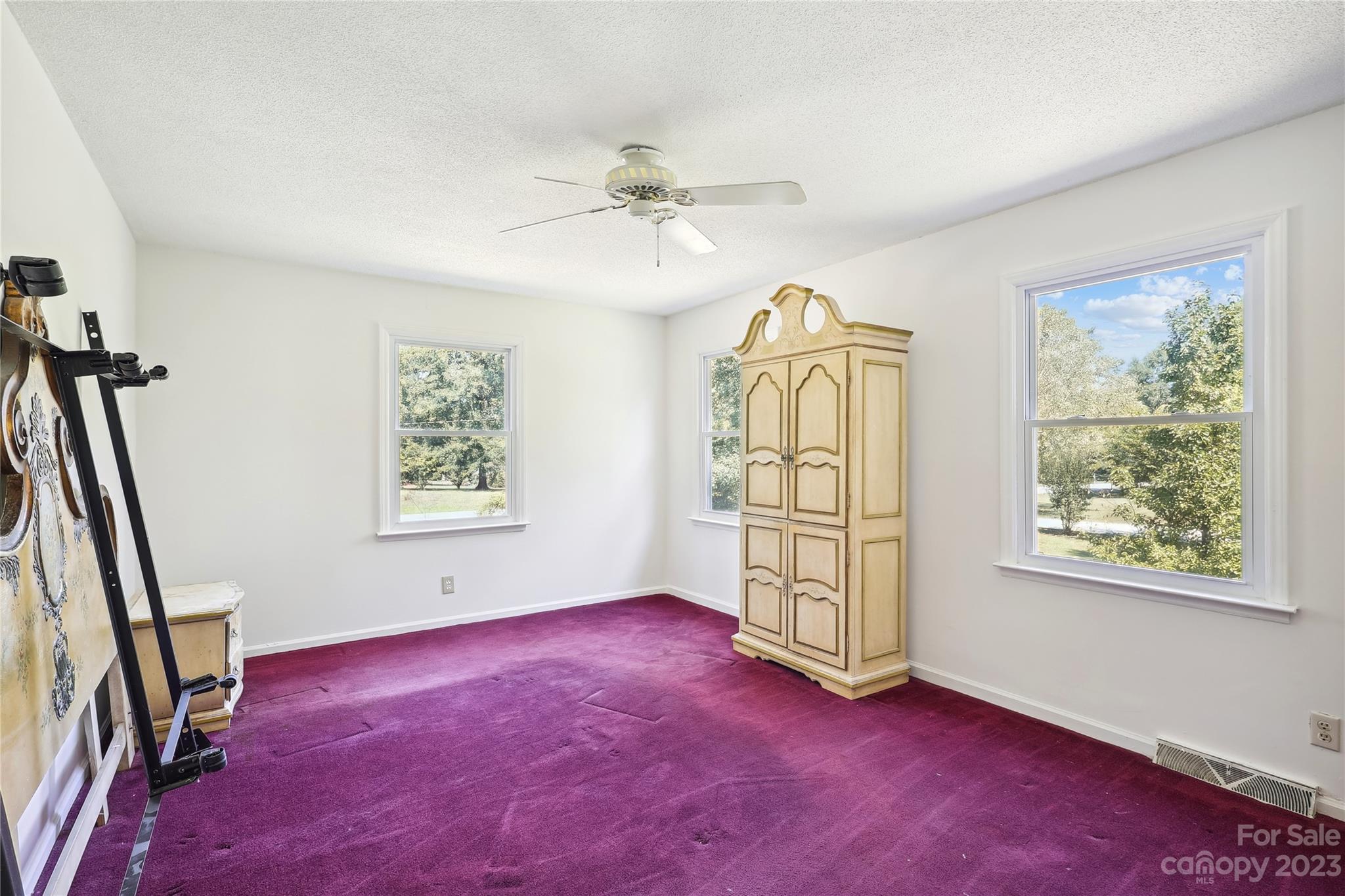 Country Club Estates - Residential