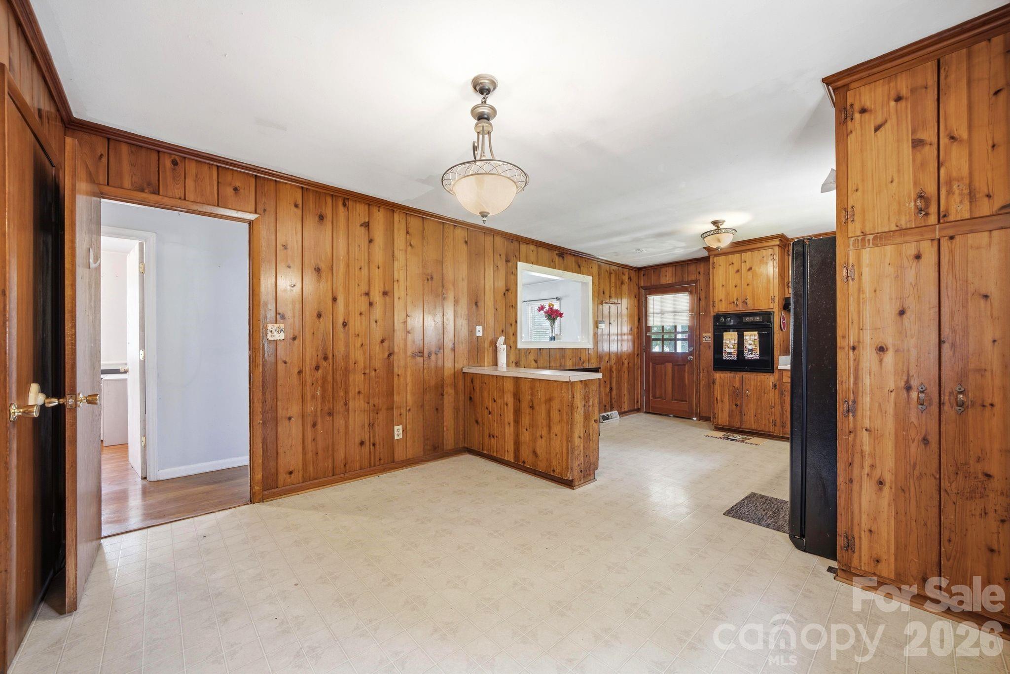 207 Starview Lane