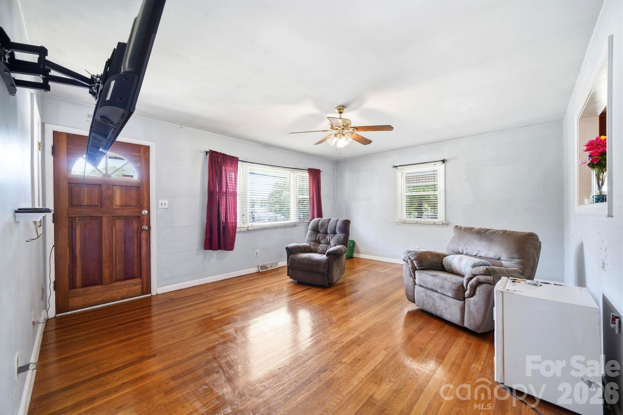 207 Starview Lane