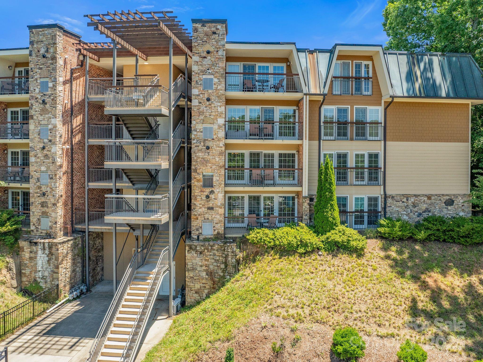 111 Bowling Park Road 111