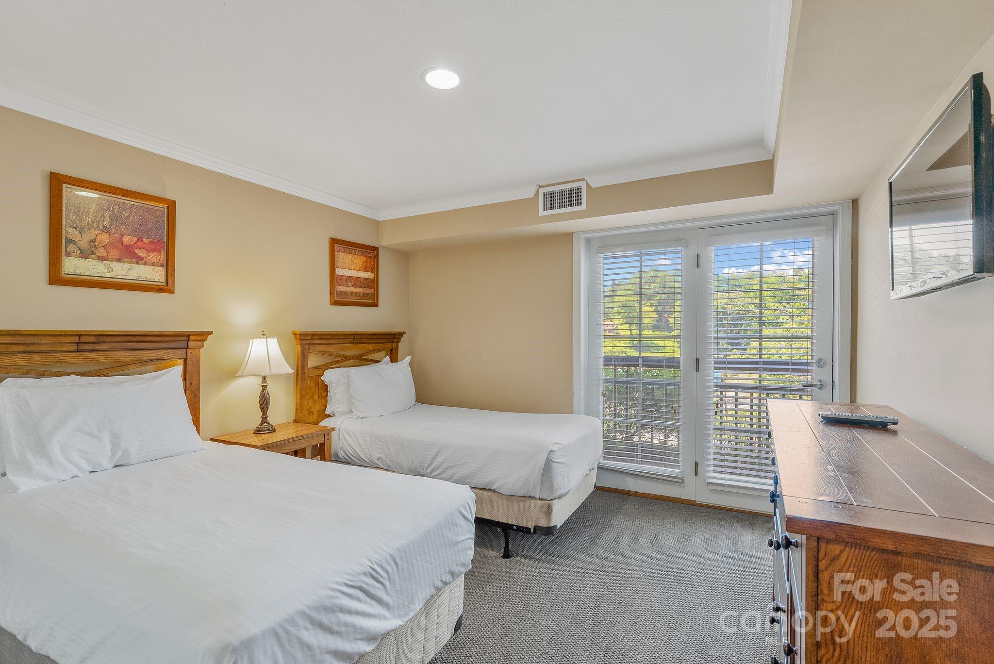 Residences At Biltmore - Residential