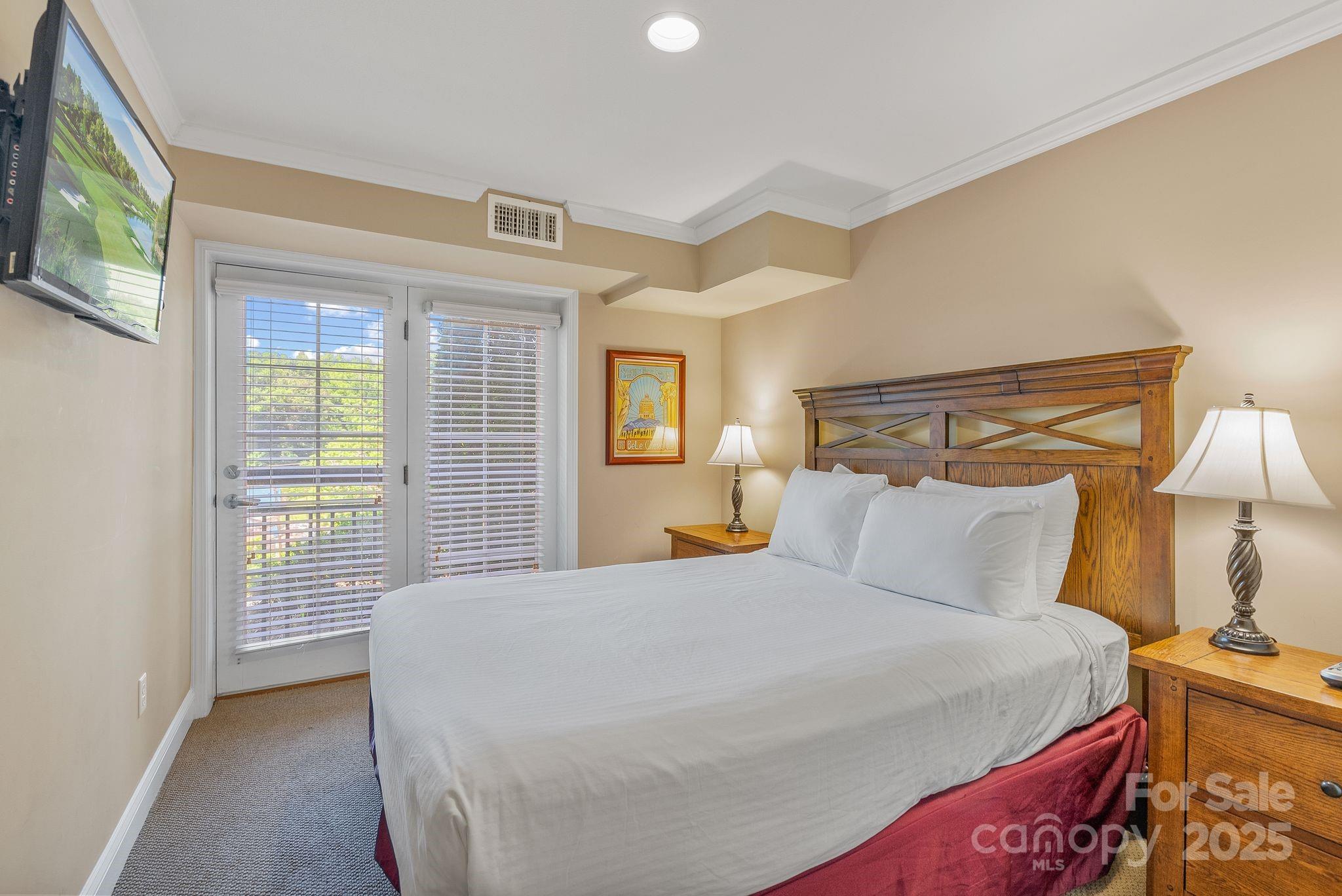 Residences At Biltmore - Residential