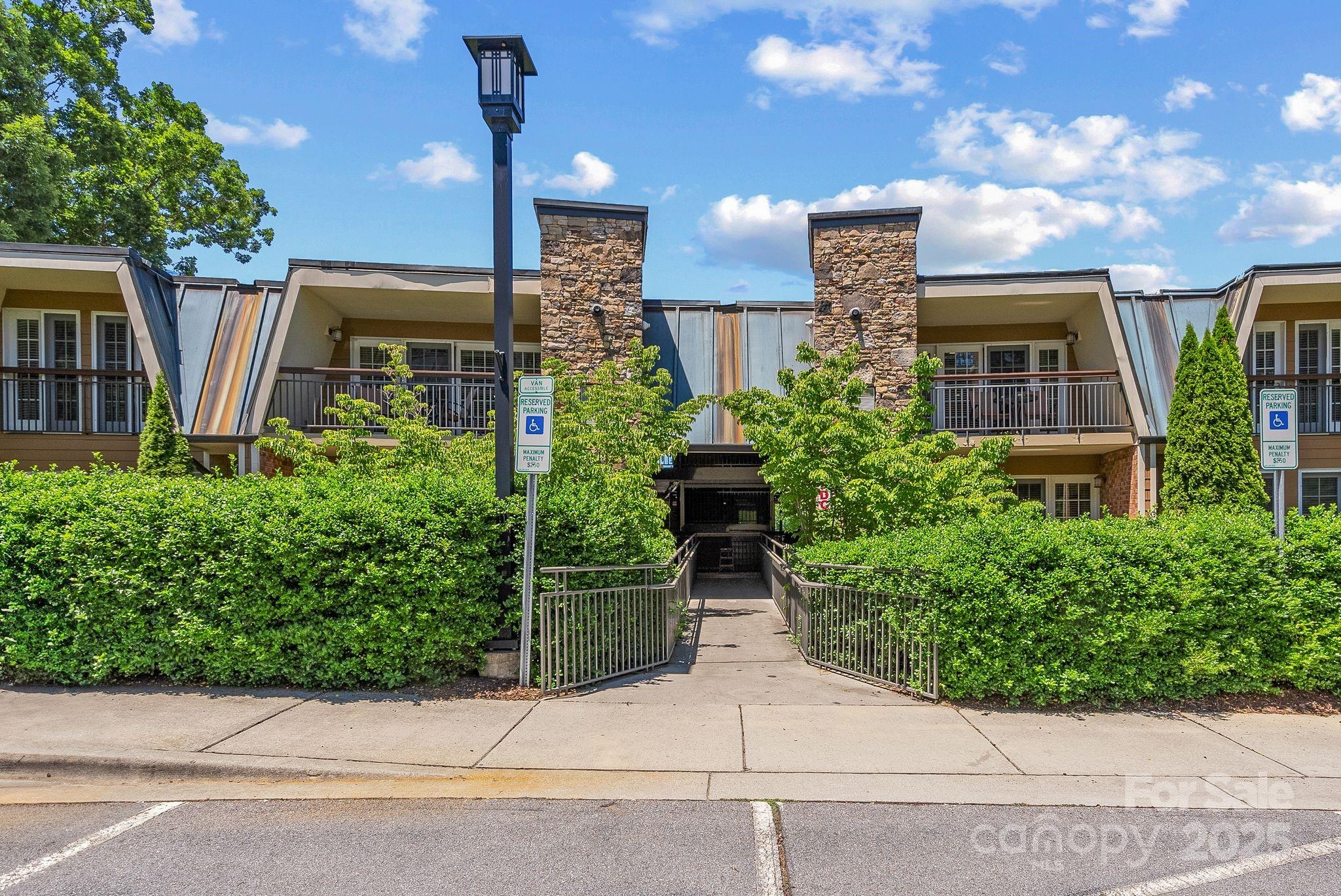 Residences At Biltmore - Residential