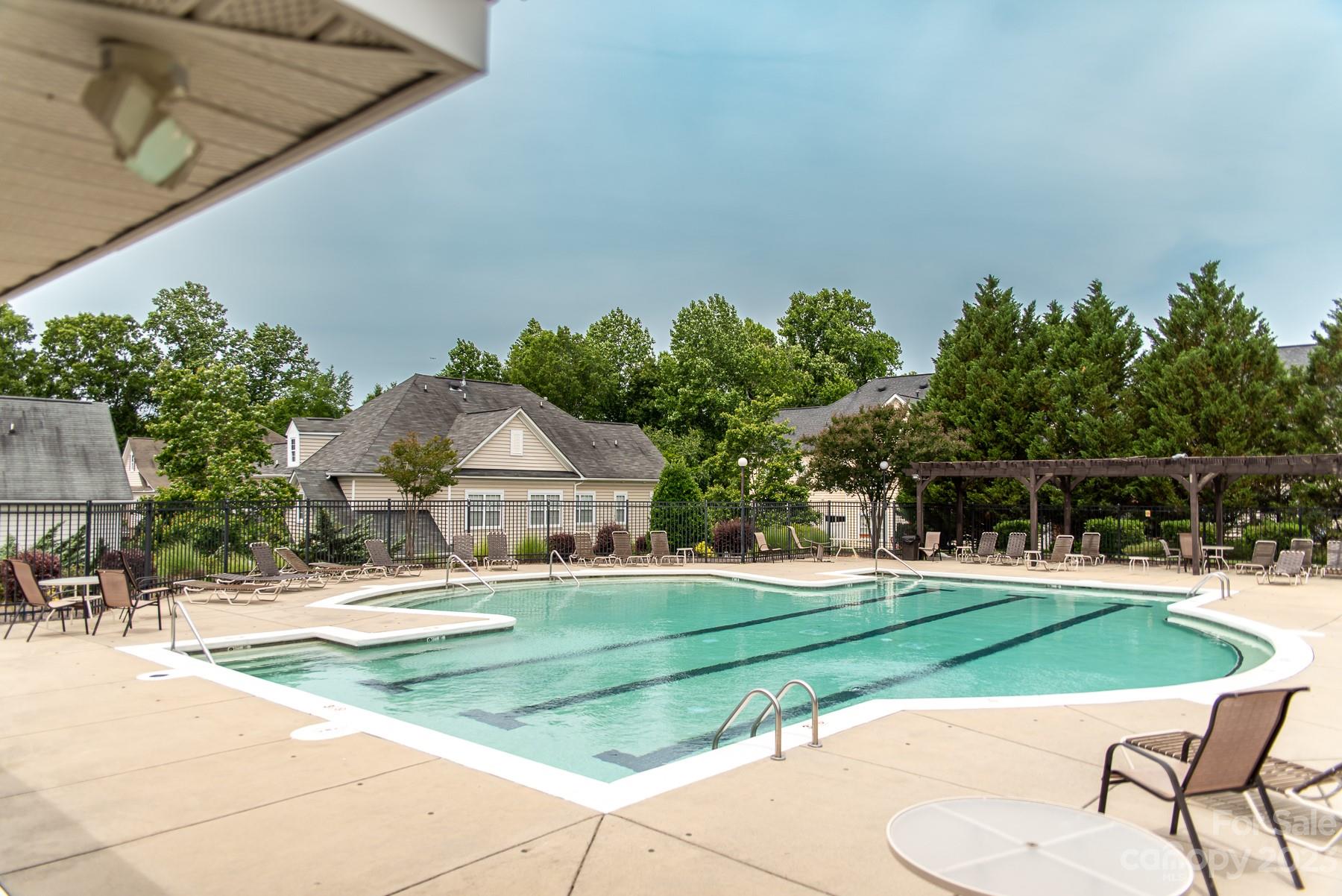 Riviera - Residential