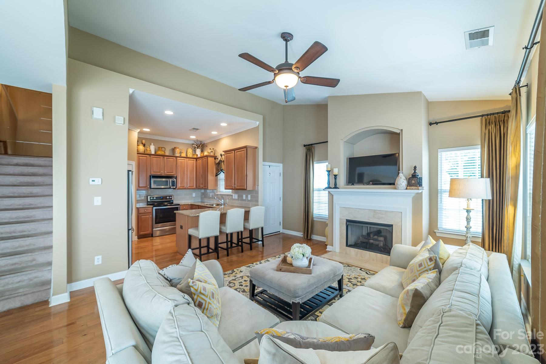 Riviera - Residential