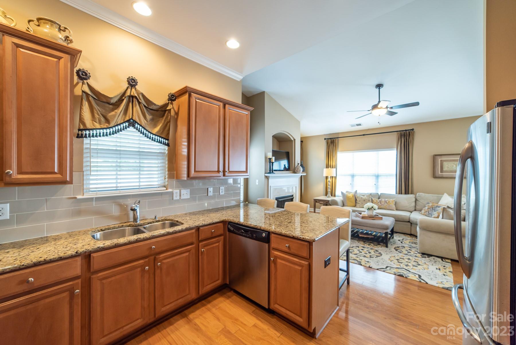 Riviera - Residential