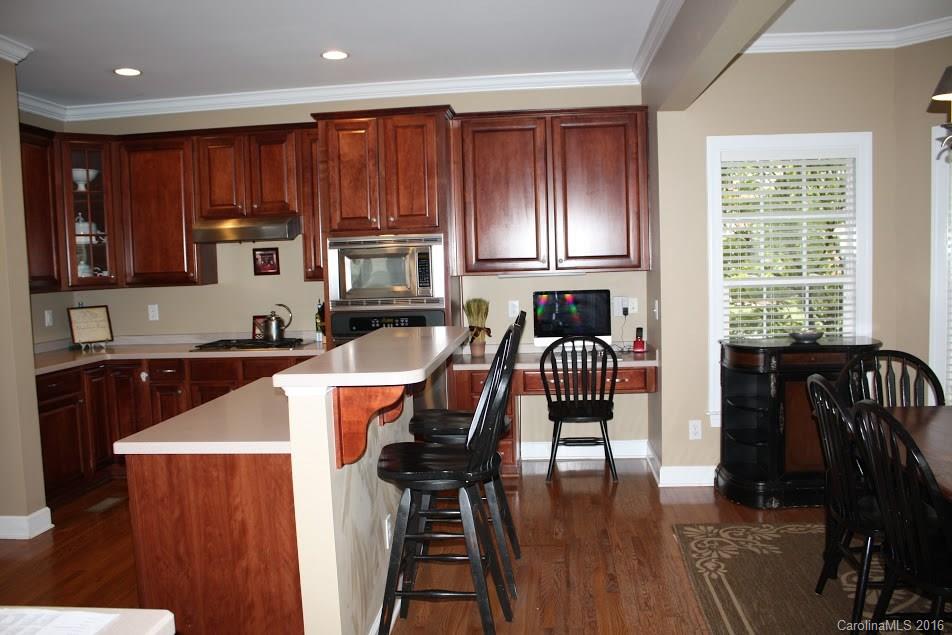 Hunter Oaks - Residential