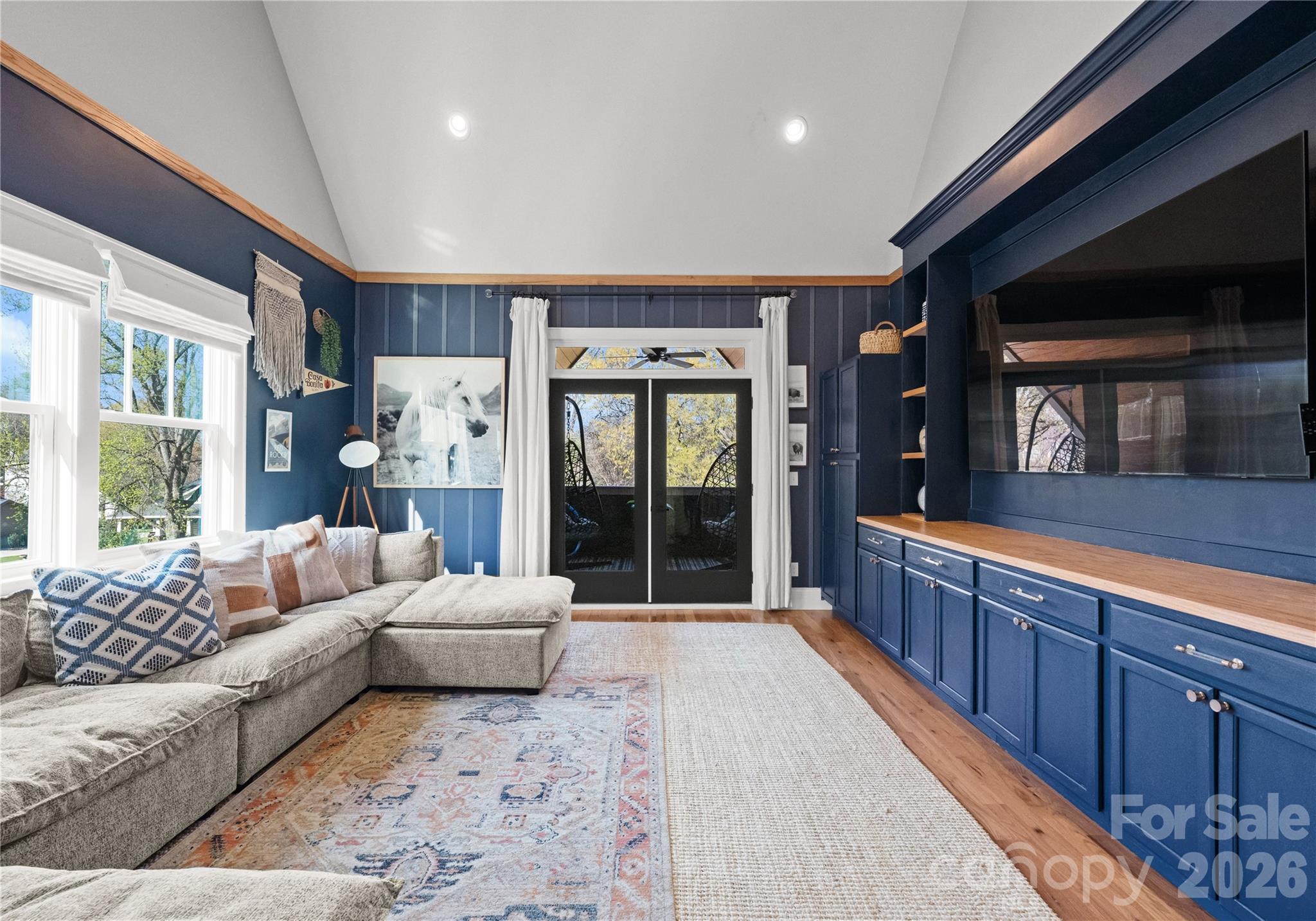 The Arts District - Residential