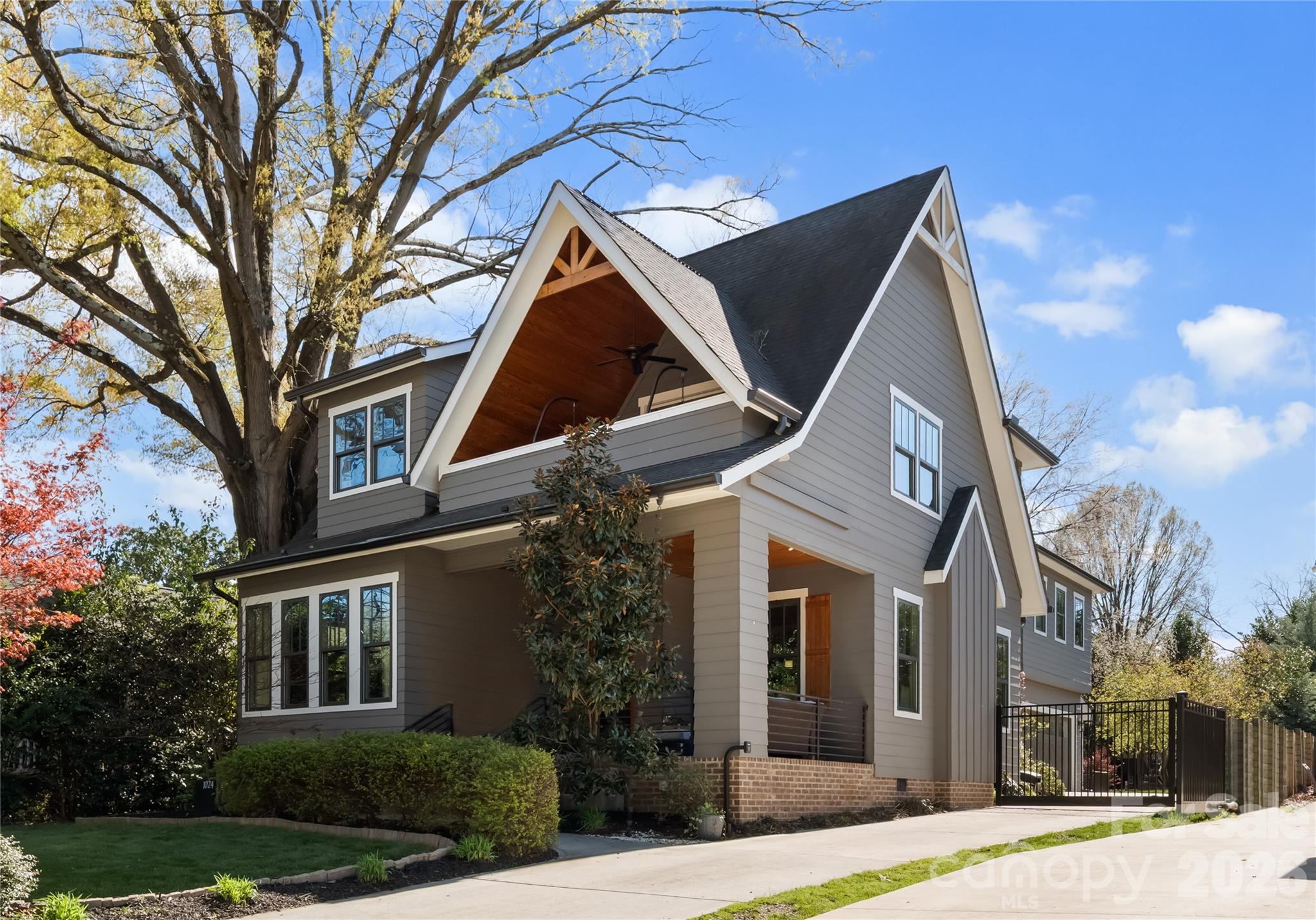 The Arts District - Residential