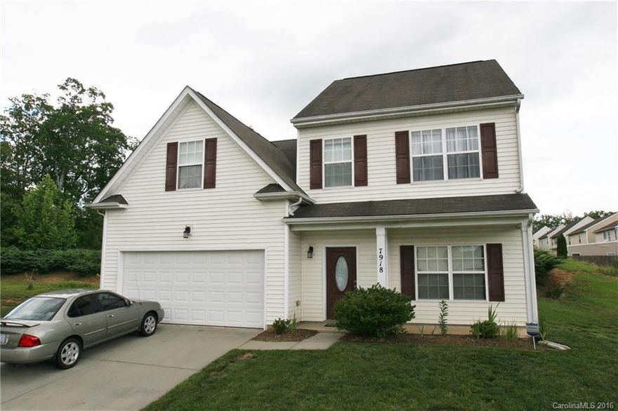 Beautifully maintained home. Popular open floor plan. Kitchen boasts island and pantry. Move in ready. Low HOA fees. Minimal yard maintenance. This home is ready for your personal touch.  Large master suite with separate shower, garden tub and walk-in closet. Upstairs loft could be used for office or 2nd living space. Great Location. Convenient to I-485, Uptown, Concord Mills Mall and UNC Charlotte.