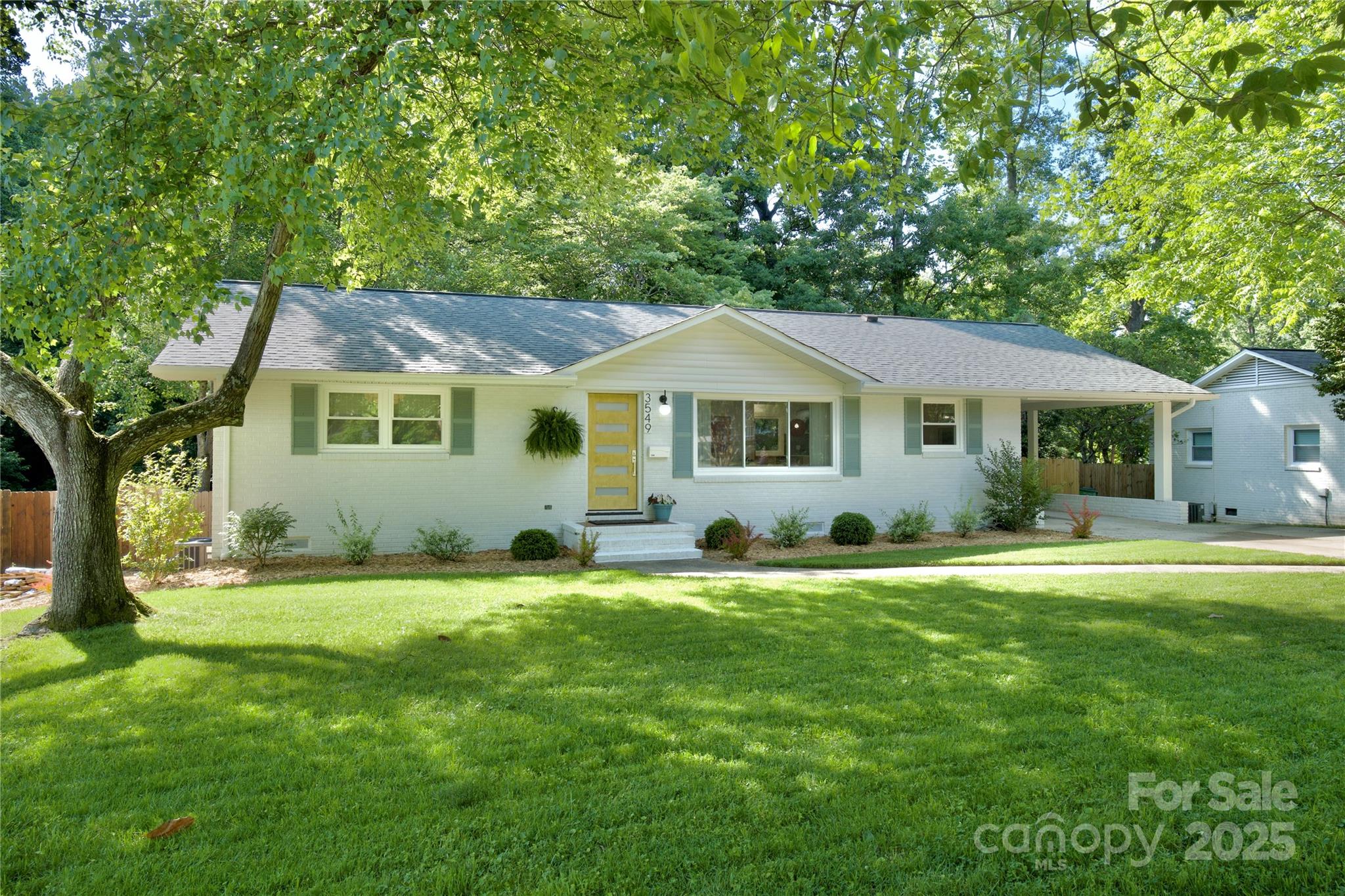 3549 Woodleaf Road