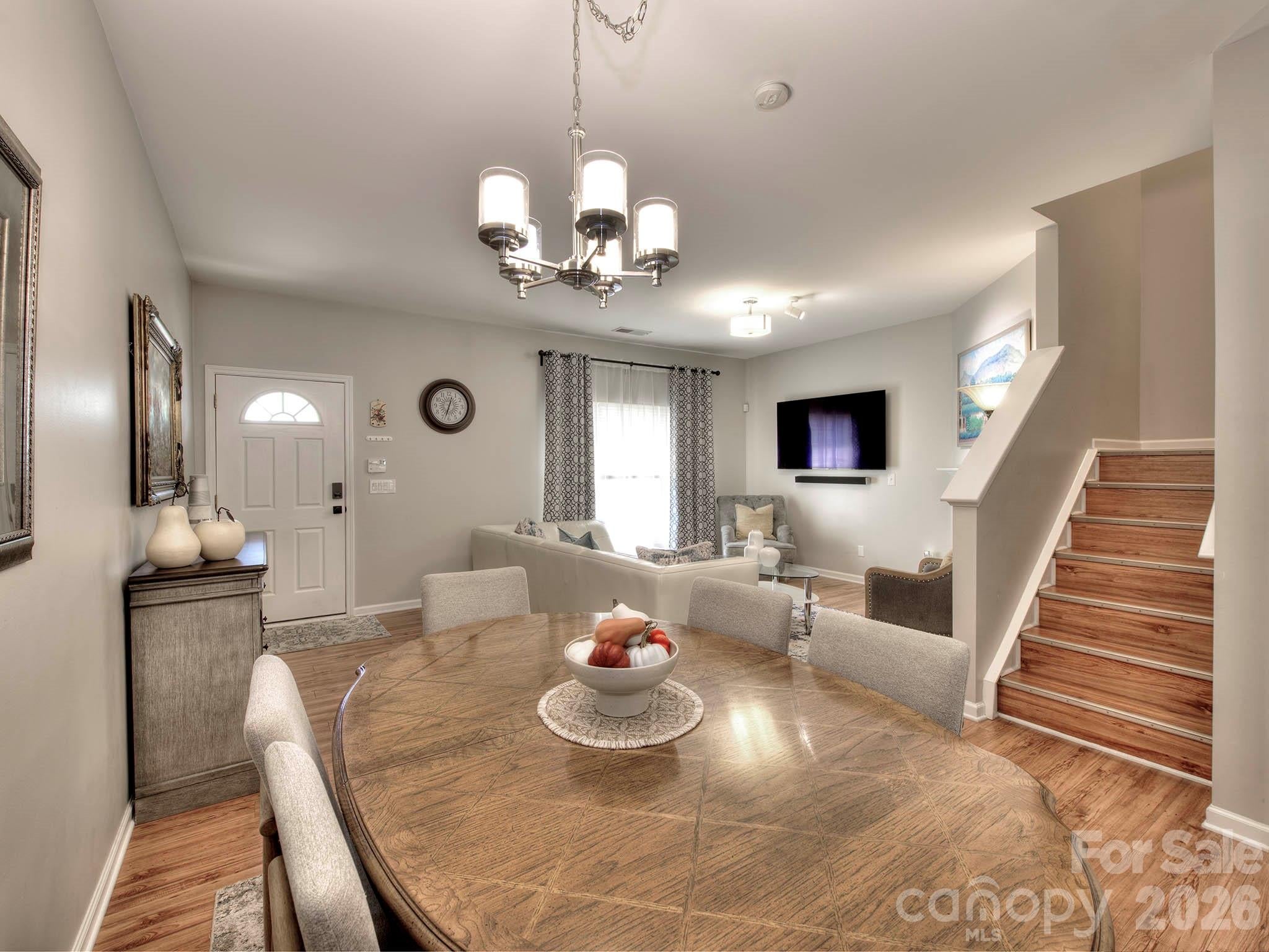2963 Little Stream Court