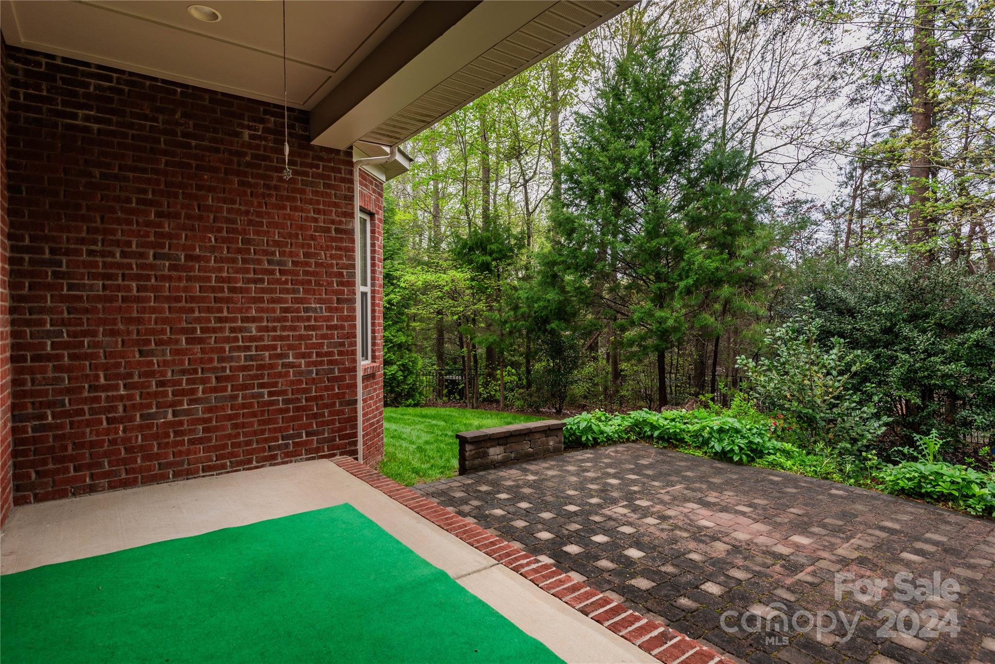 Barber Rock - Residential