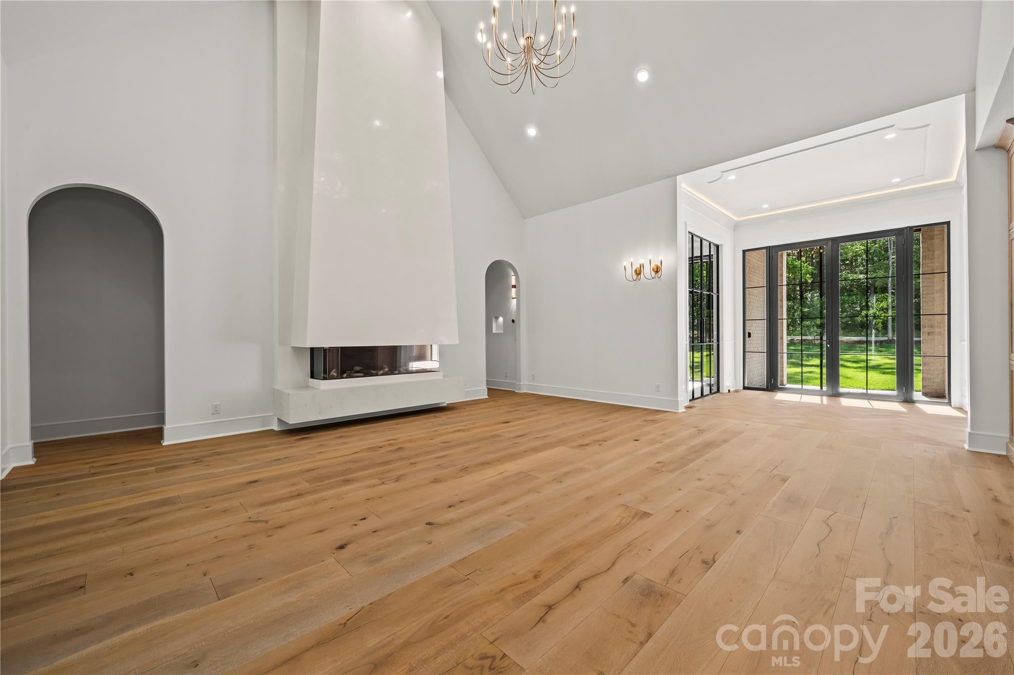 8738 Kristie Lane