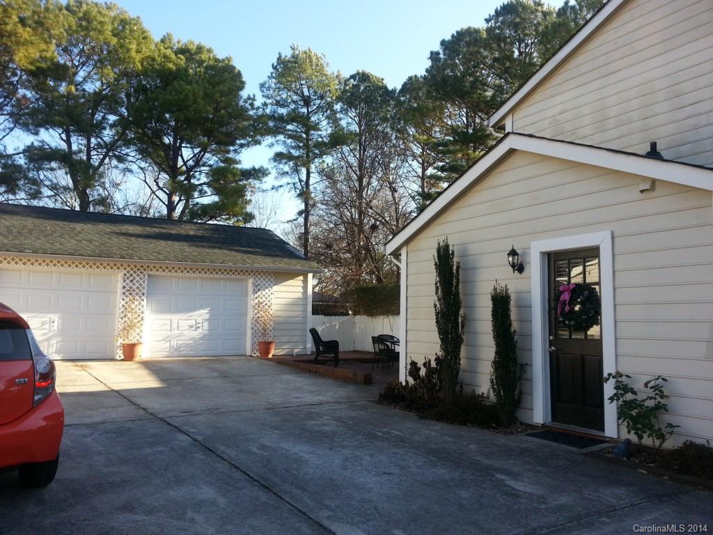 Shadow Lake - Residential Lease