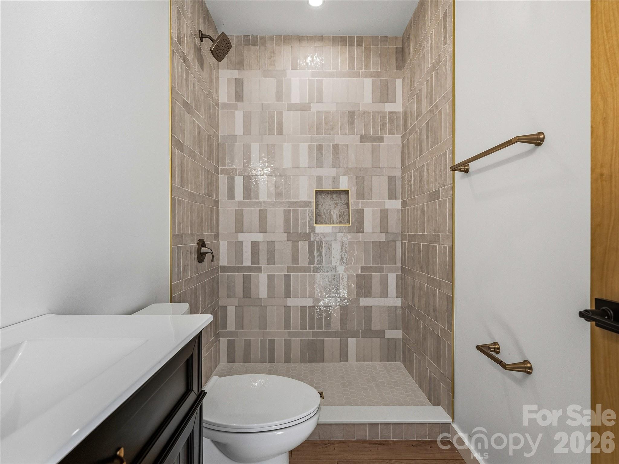 Whisper Mountain - Residential