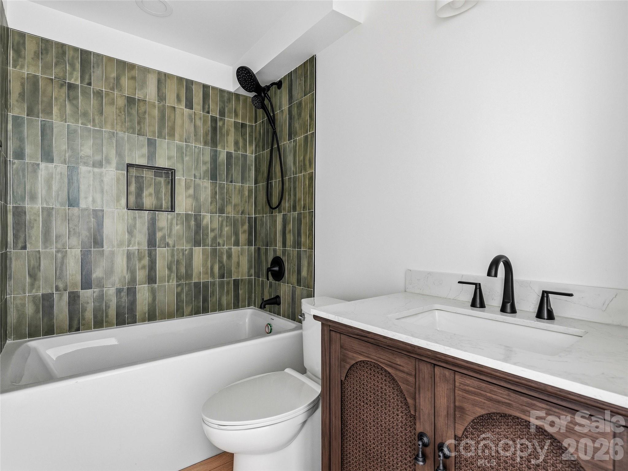 Whisper Mountain - Residential