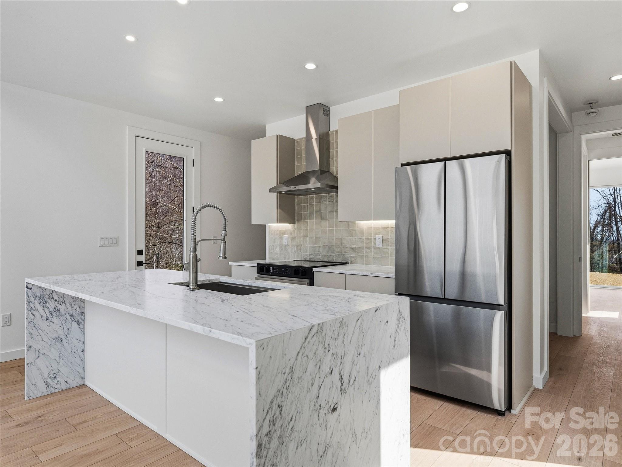 Whisper Mountain - Residential