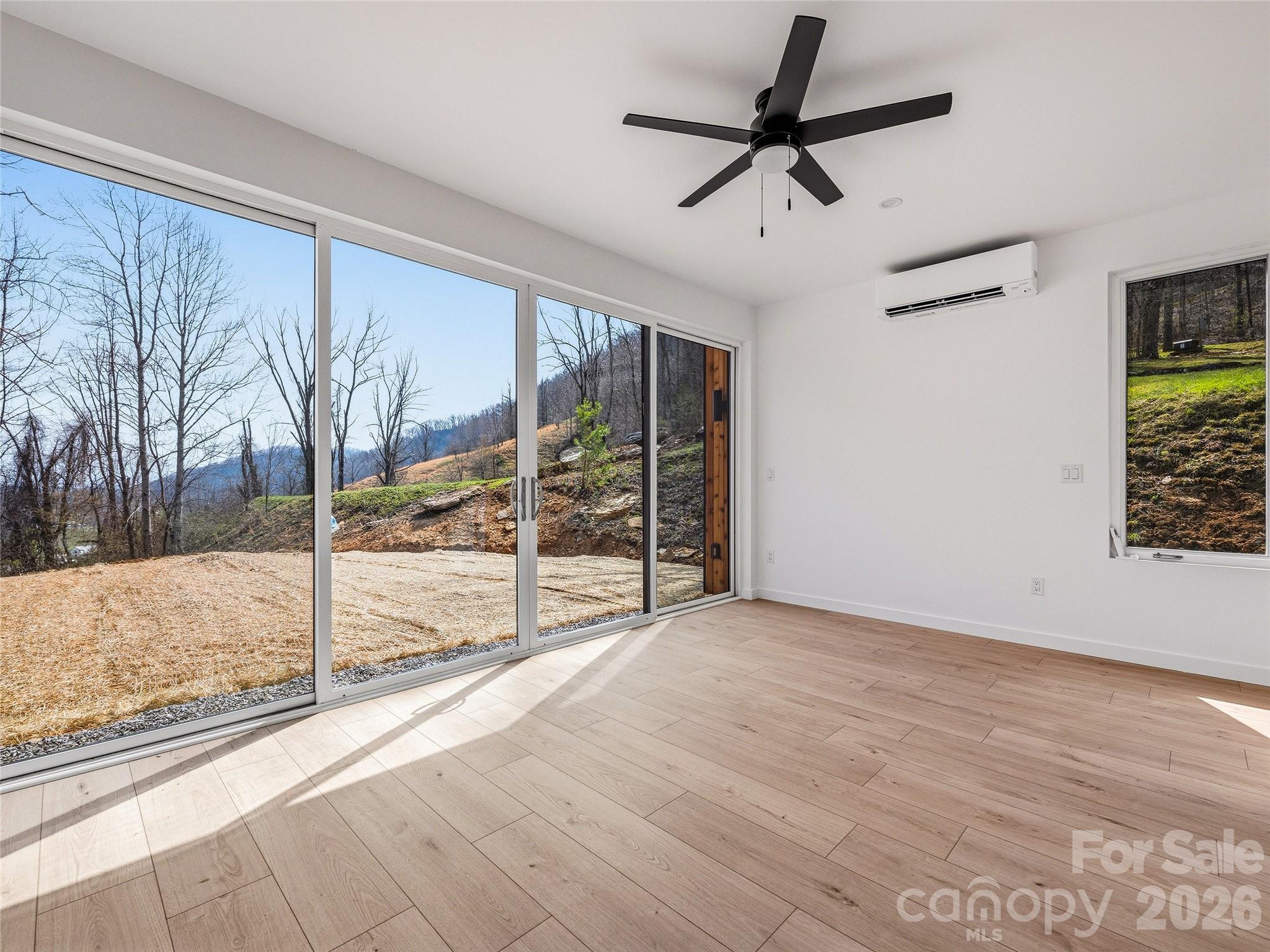 Whisper Mountain - Residential