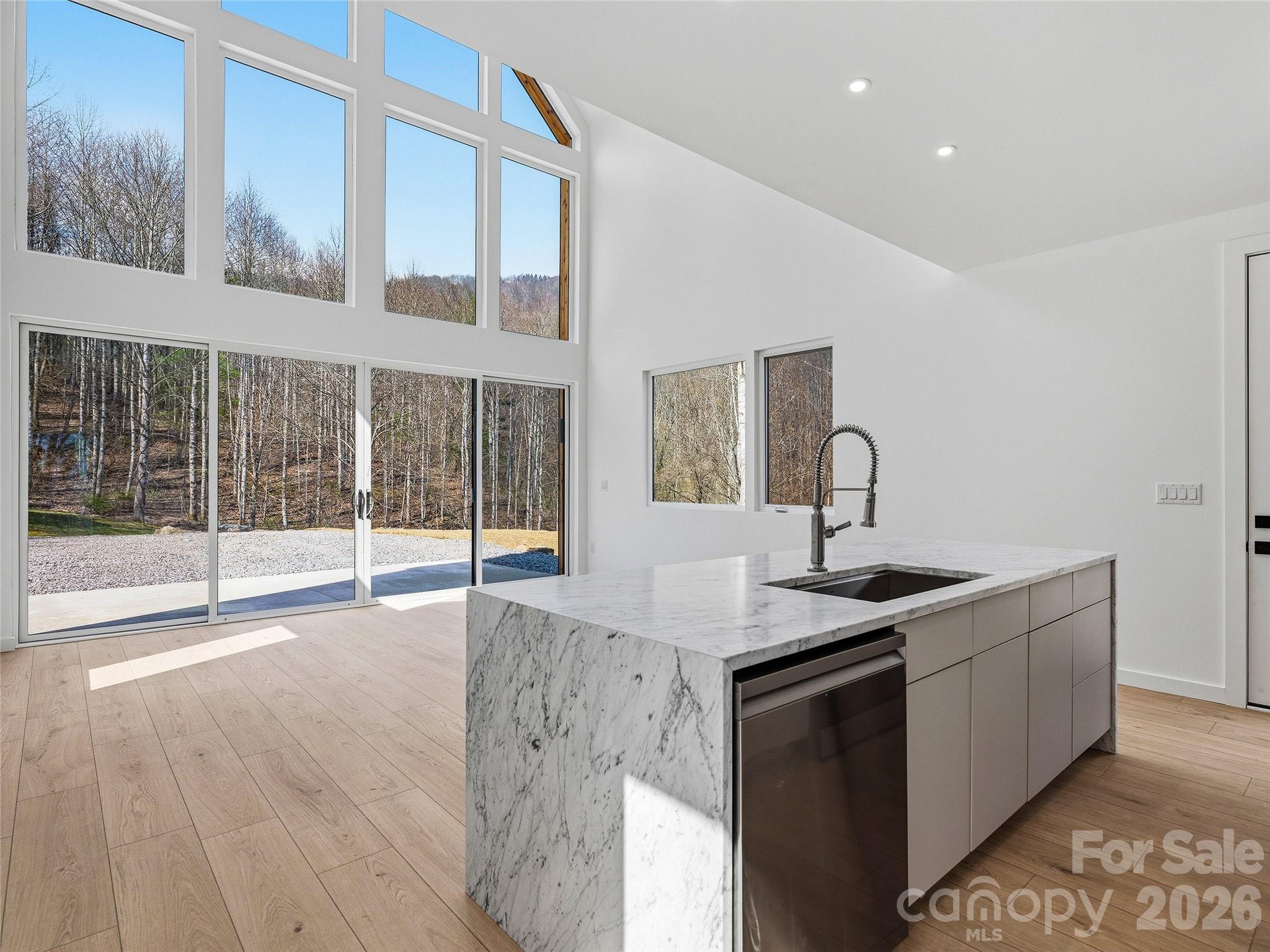 Whisper Mountain - Residential