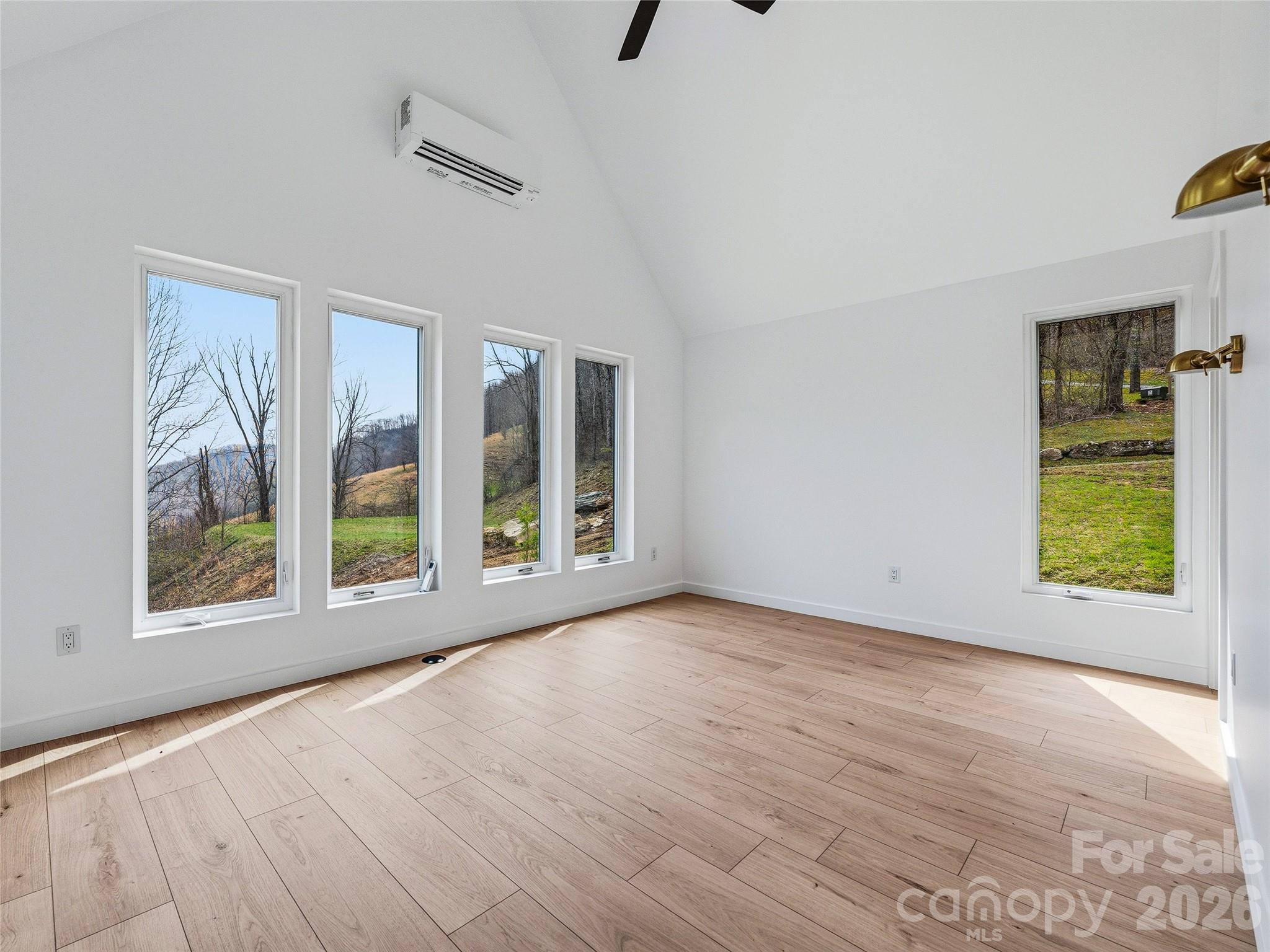 Whisper Mountain - Residential