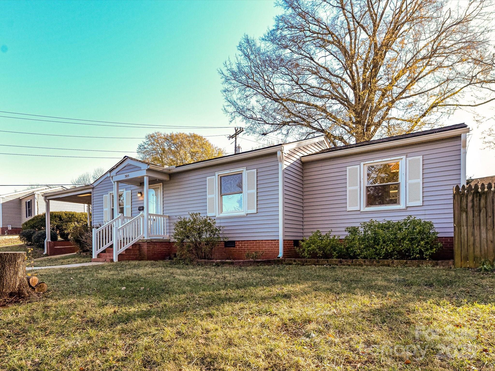 305 McCammon Street