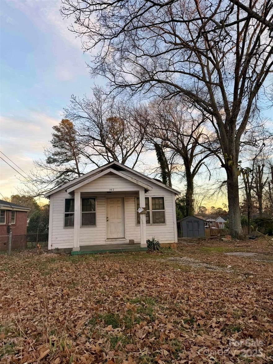 Nestled in the heart of historic Oaklawn Park, this beautiful lot offers a rare opportunity to build your dream home or investment property just minutes from Uptown Charlotte. With proximity to Uptown With quick access to I-77 and I-85, this property is provides unbeatable convenience for commuting, dining, shopping, and entertainment.. 

The existing structure on the property is ready for removal, leaving you with a clean slate to build your future home in a neighborhood steeped in character and history. Don't miss out on the chance to create something truly special.