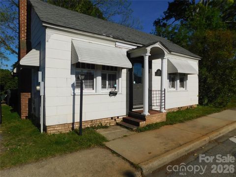 Photo of 221 S Charlotte Avenue, Rock Hill, SC 29730 (MLS # 4374410)