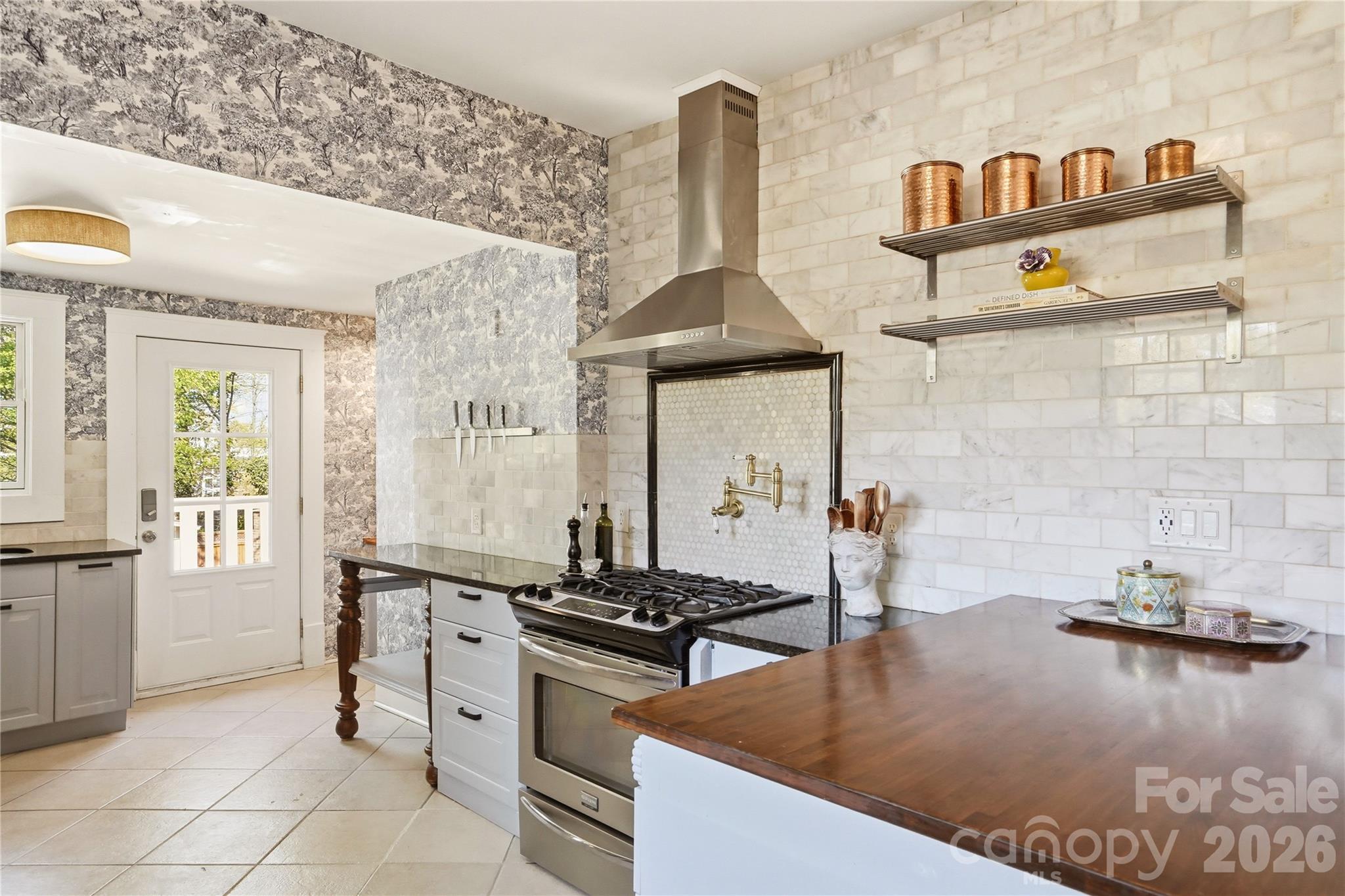 Villa Heights - Residential