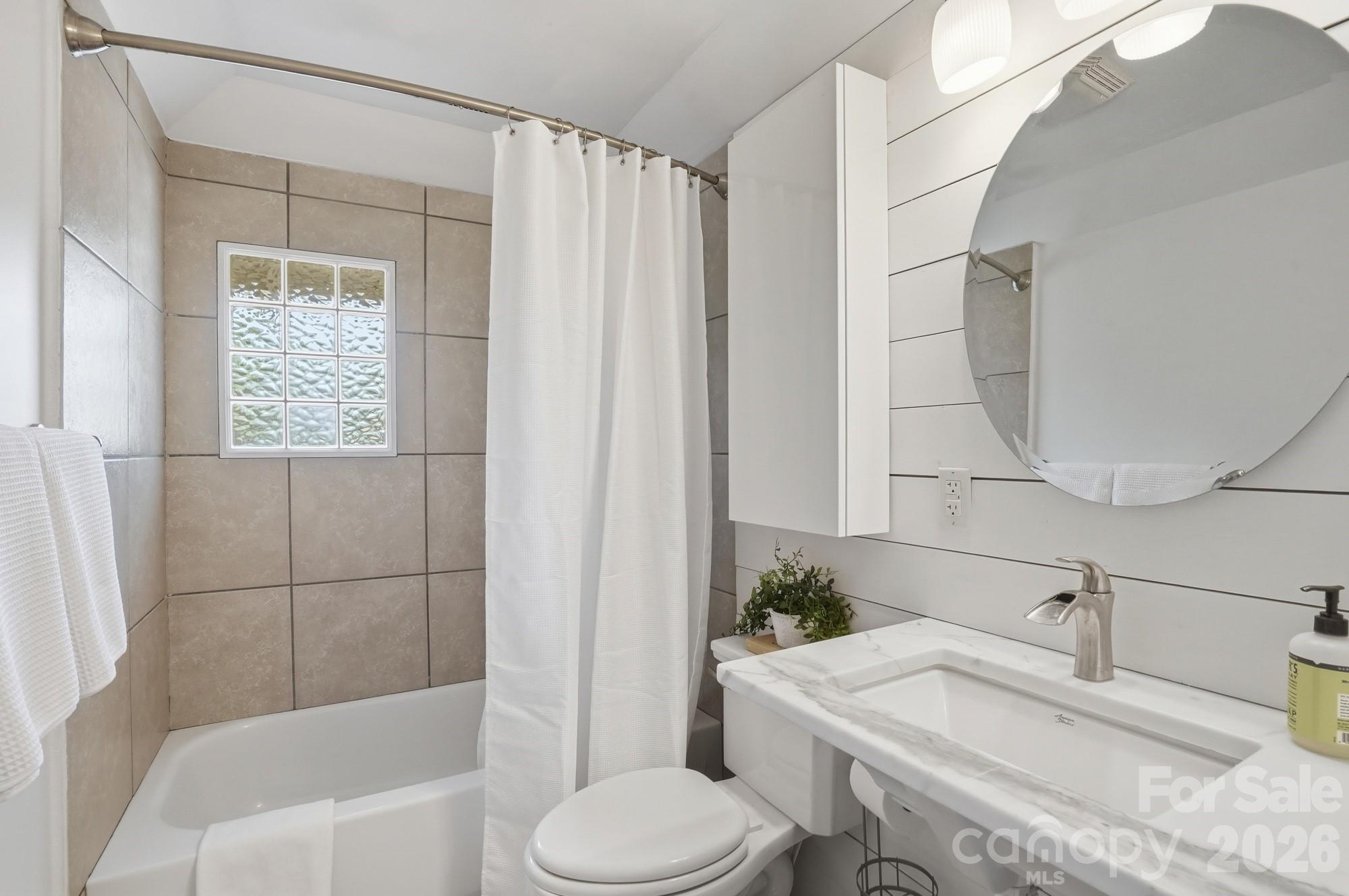 Villa Heights - Residential