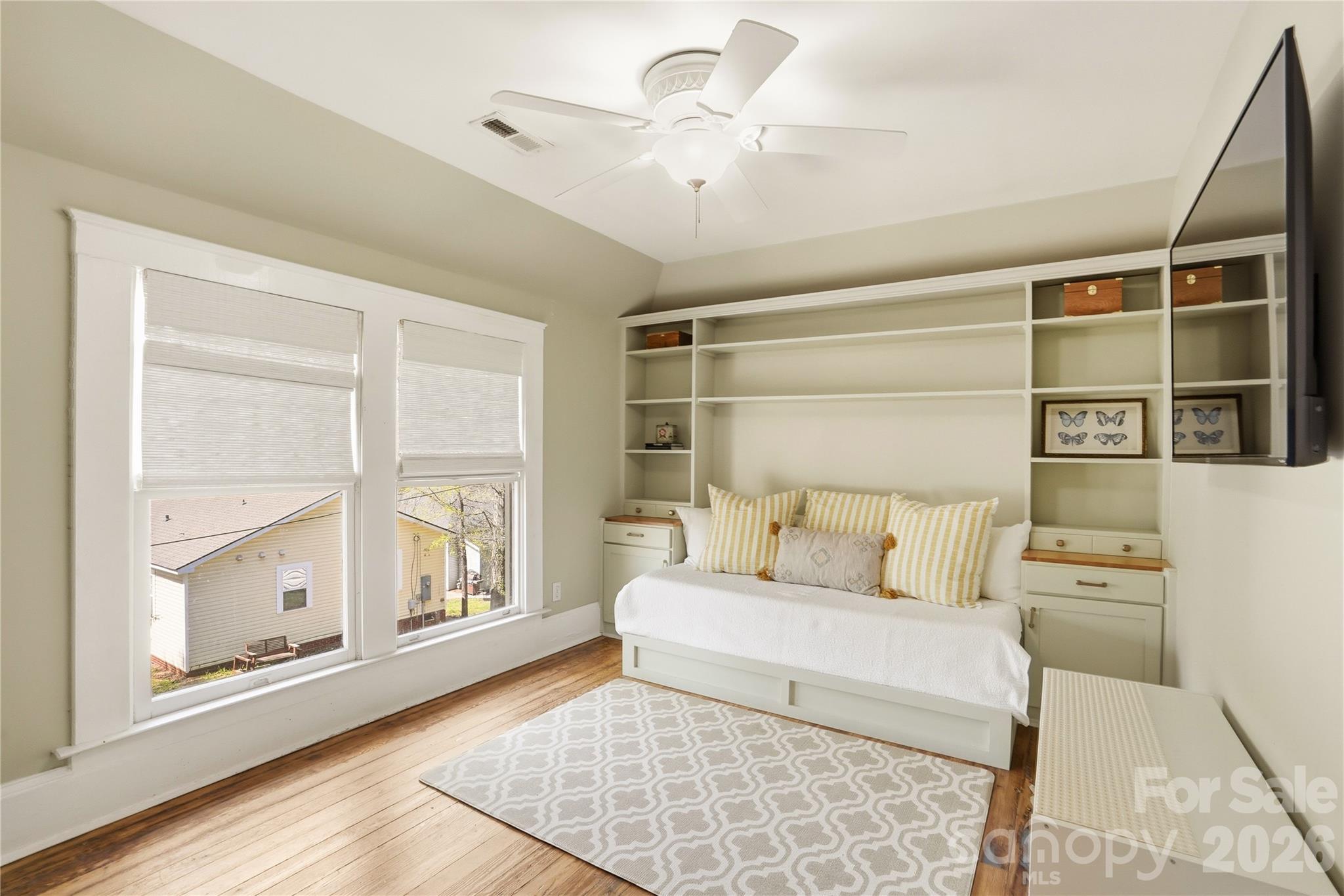 Villa Heights - Residential