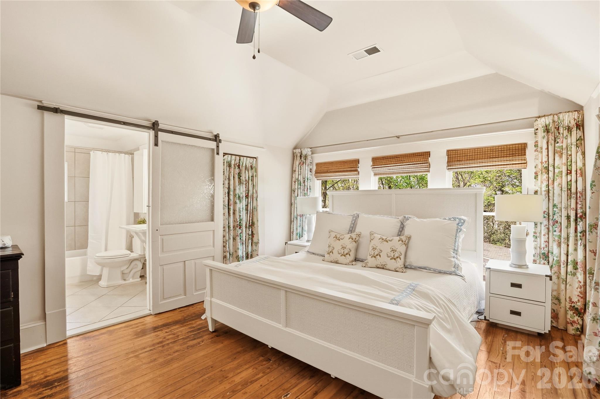 Villa Heights - Residential