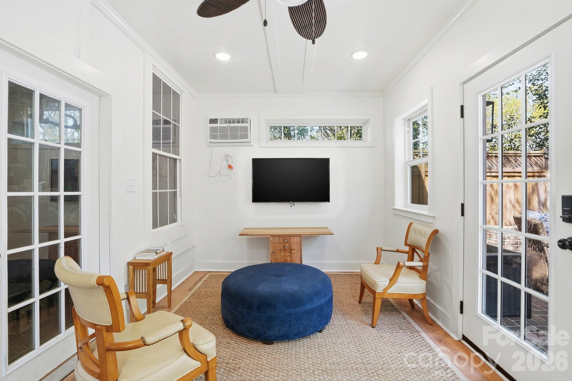 Villa Heights - Residential