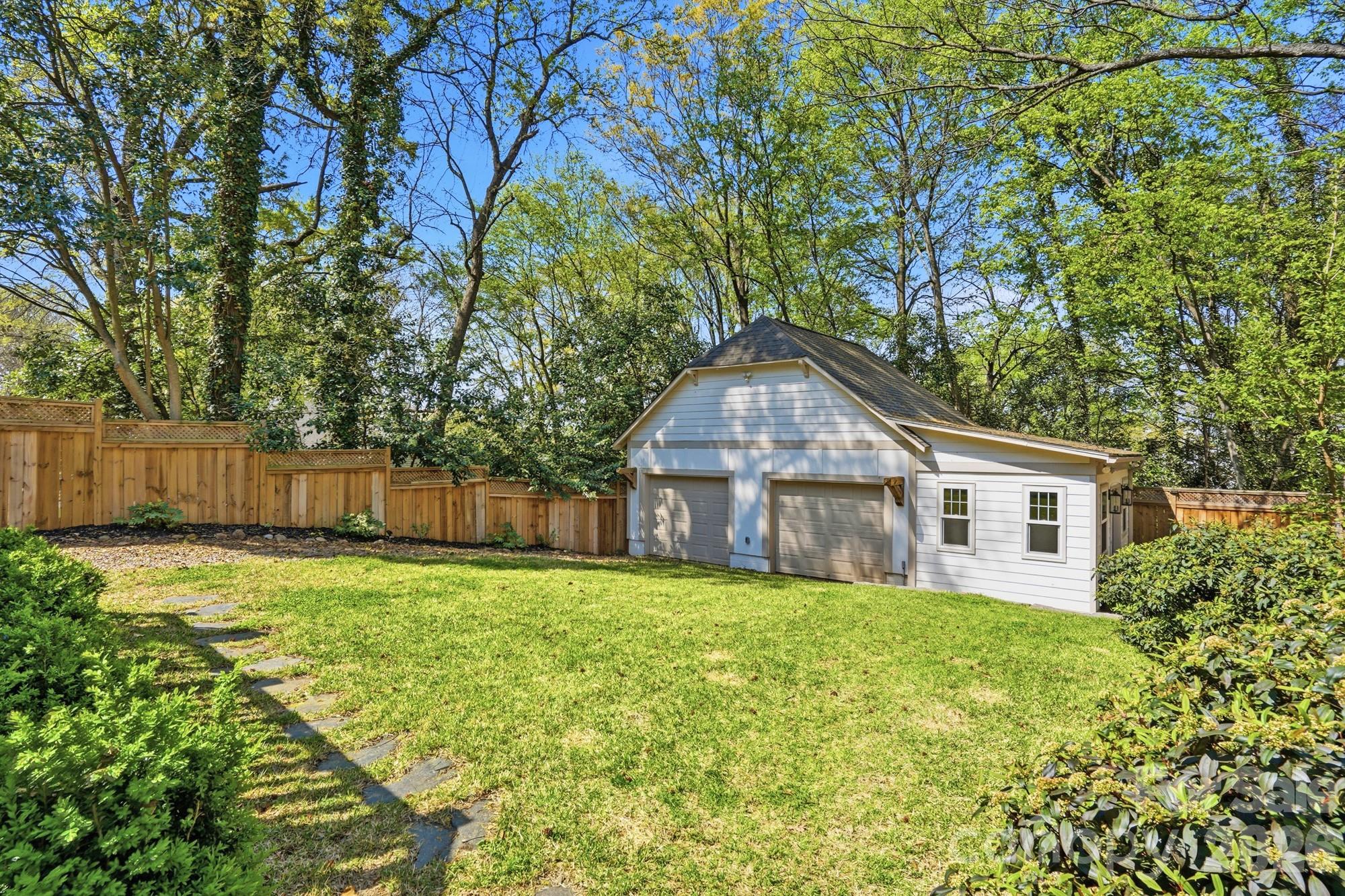 Villa Heights - Residential