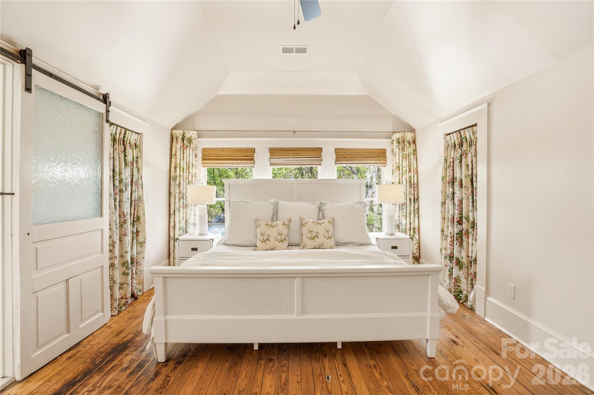 Villa Heights - Residential